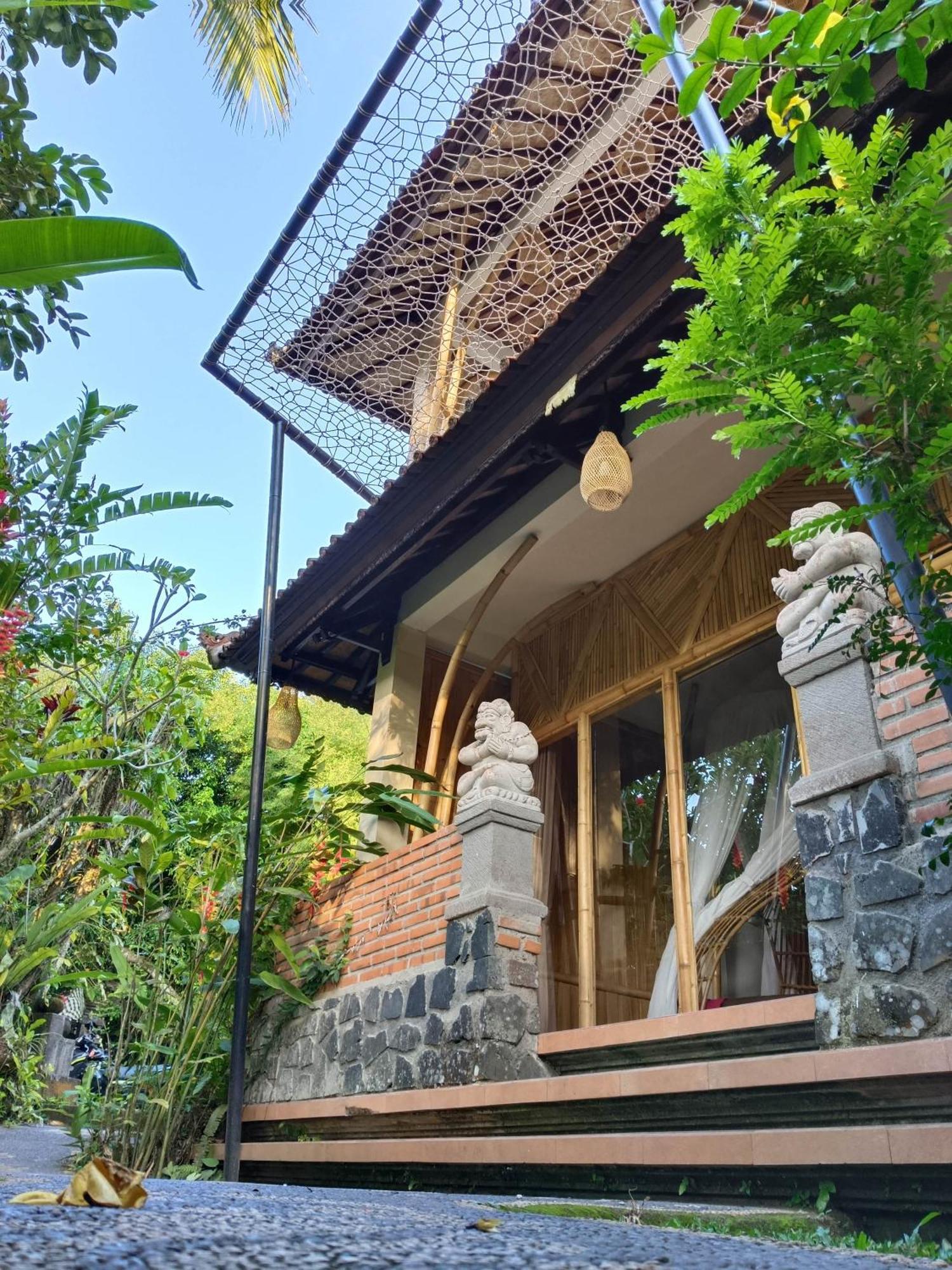 Great Mountain Views Villa Resort Selat Екстериор снимка