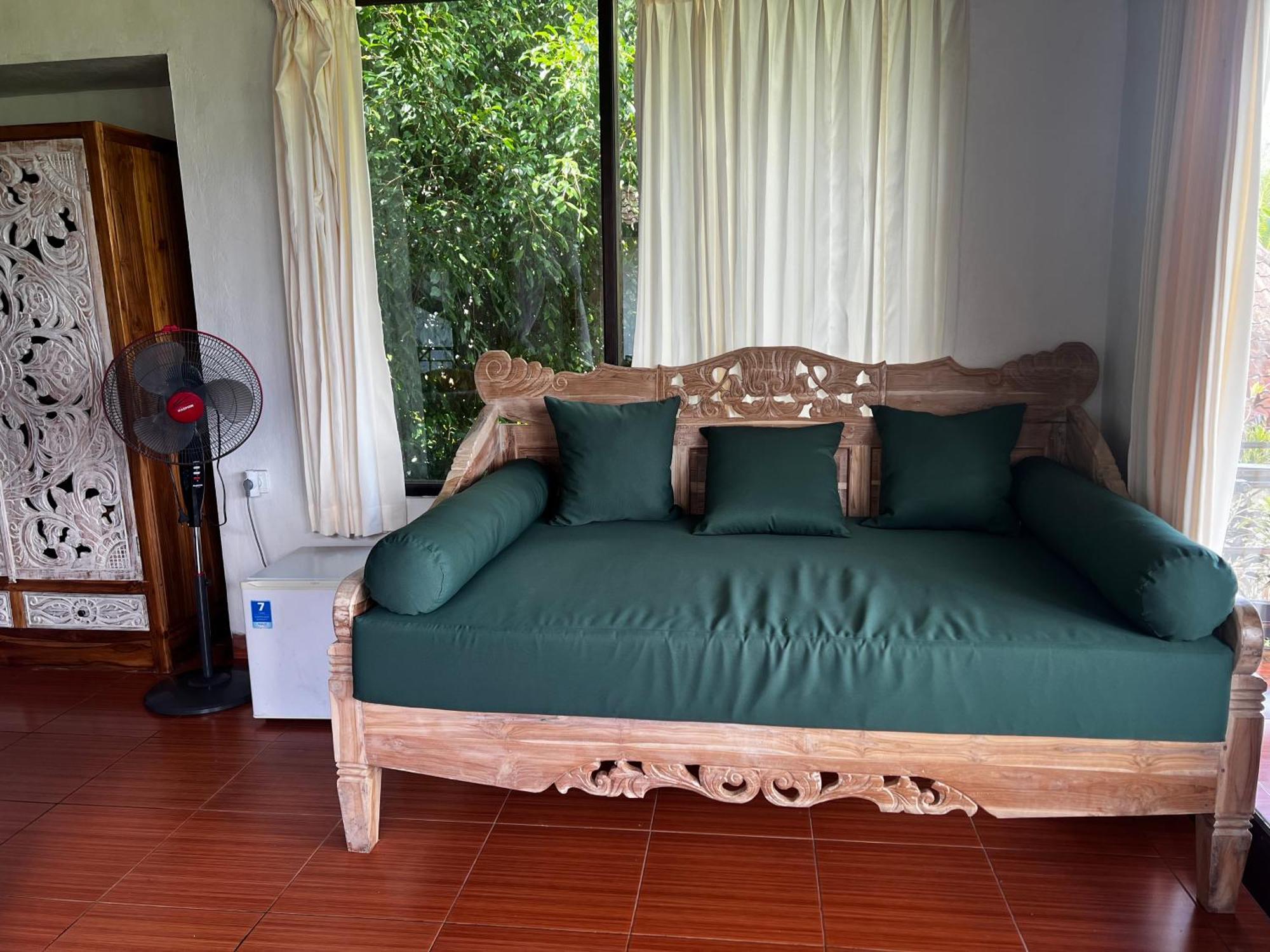 Great Mountain Views Villa Resort Selat Стая снимка